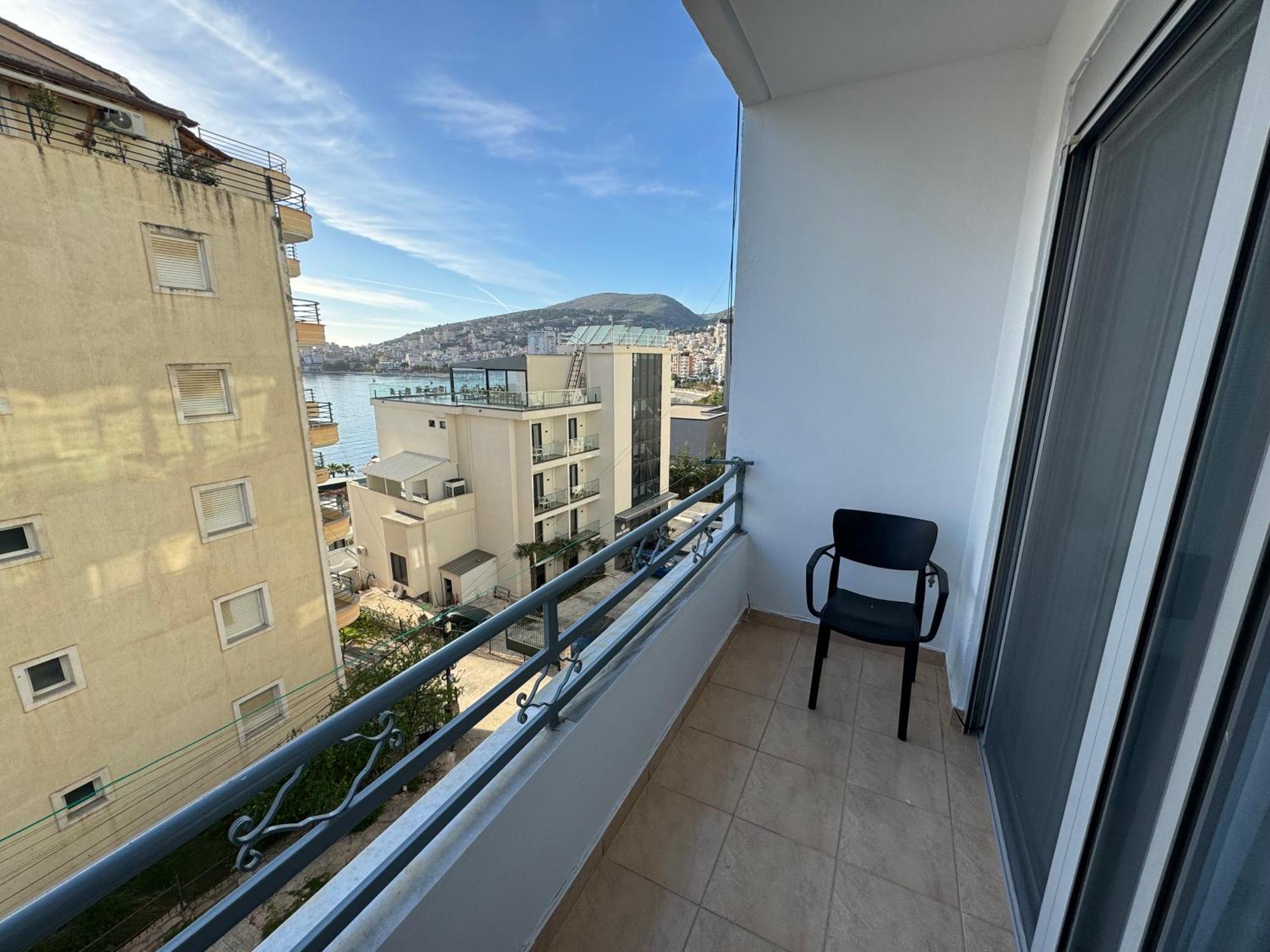 Comfort Apartments Promenade Sarande Bagian luar foto