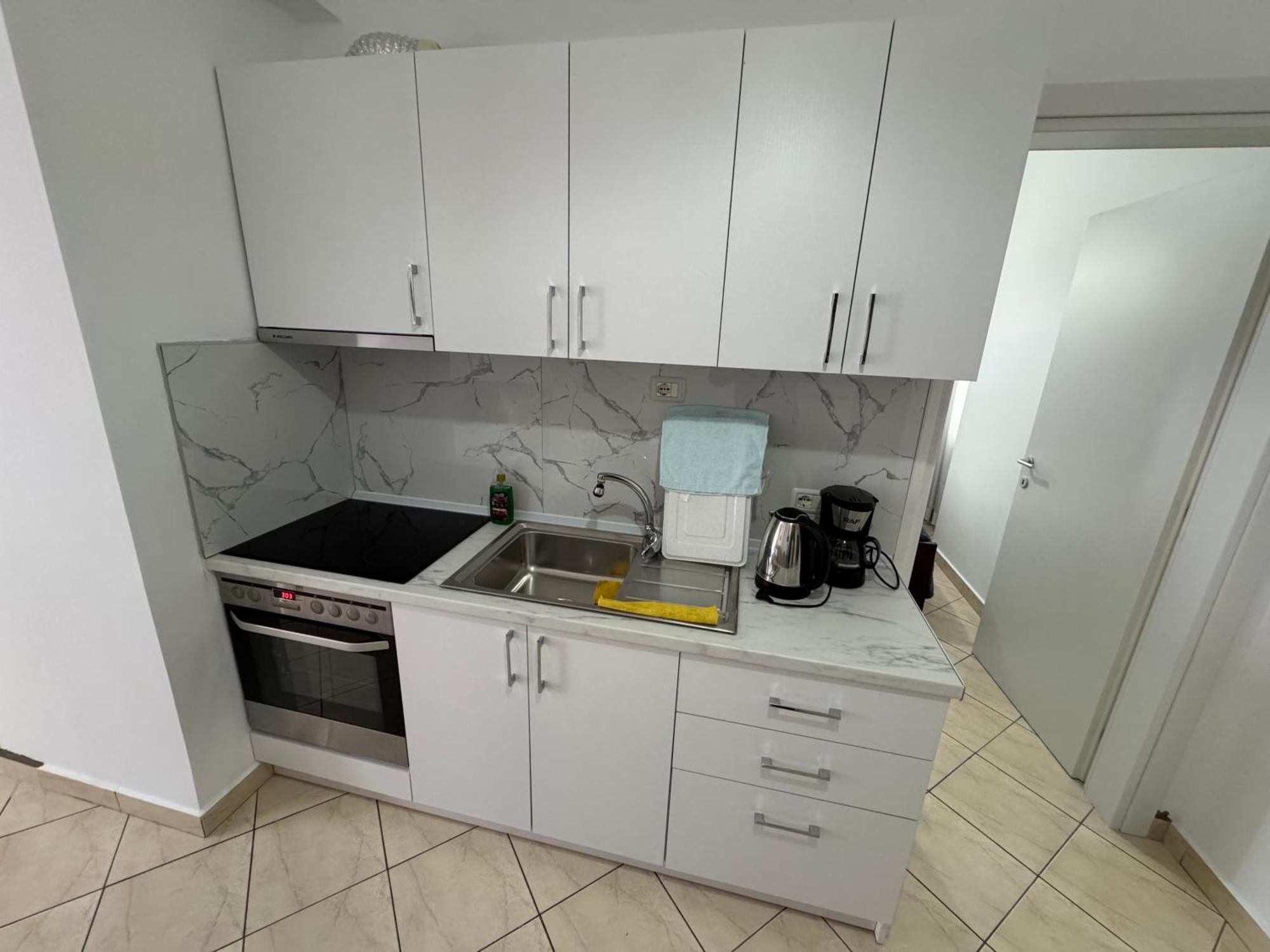 Comfort Apartments Promenade Sarande Bagian luar foto