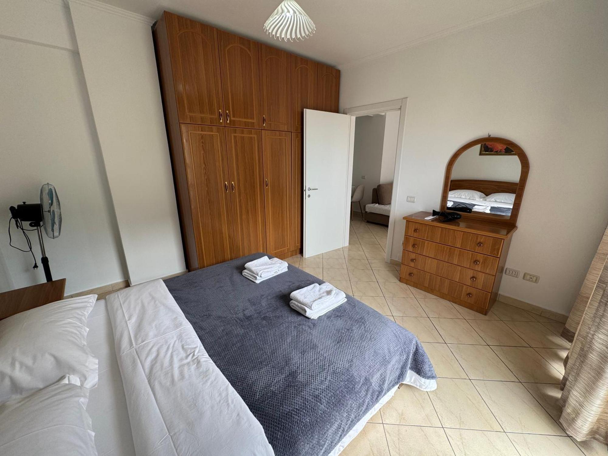 Comfort Apartments Promenade Sarande Bagian luar foto