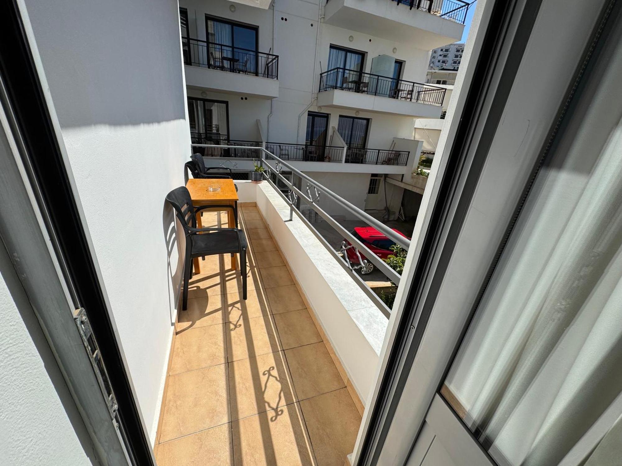 Comfort Apartments Promenade Sarande Bagian luar foto